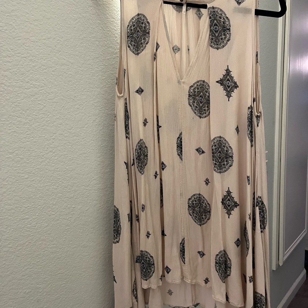 Free People Cream and Black Maxi Dress with Flowing Design